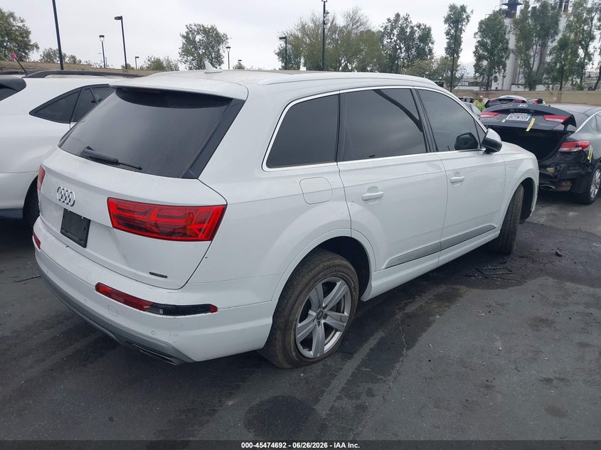 Vin: wa1ahaf71kd034977, lot: 45972829, audi q7 45 premium/45 se premium 20194