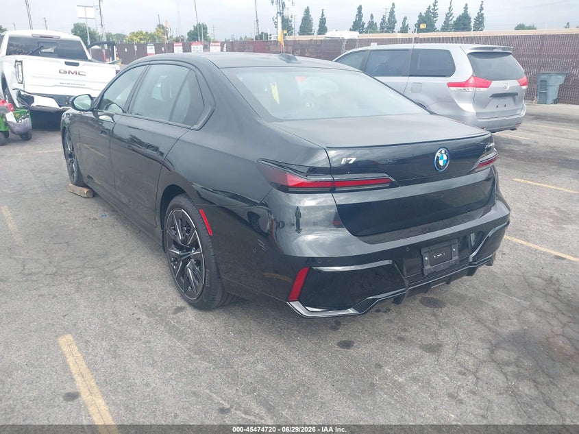 Vin: wby53ej04scv27175, lot: 45972857, bmw i7 xdrive60 20253
