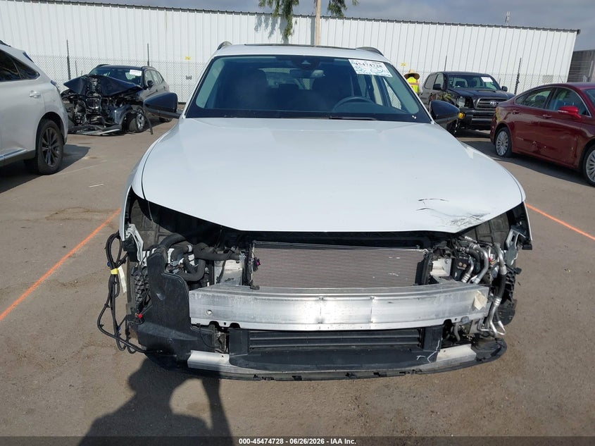 2024 Audi Q8 E-Tron Premium Plus Quattro VIN: WA15AAGE7RB035382 Lot: 45474728