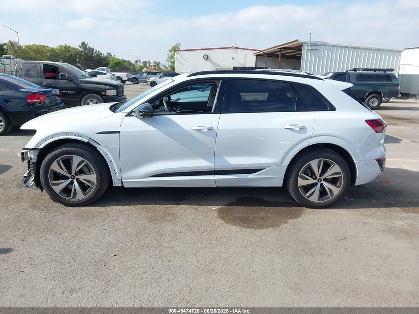2024 Audi Q8 E-Tron Premium Plus Quattro VIN: WA15AAGE7RB035382 Lot: 45474728