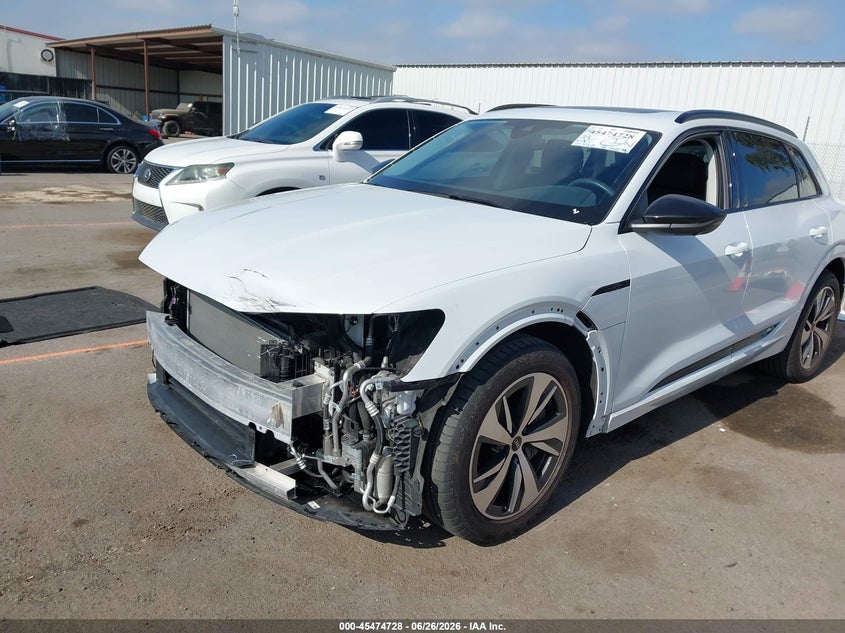 2024 Audi Q8 E-Tron Premium Plus Quattro VIN: WA15AAGE7RB035382 Lot: 45474728