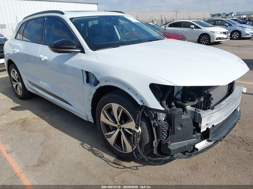 2024 Audi Q8 E-Tron Premium Plus Quattro VIN: WA15AAGE7RB035382 Lot: 45474728