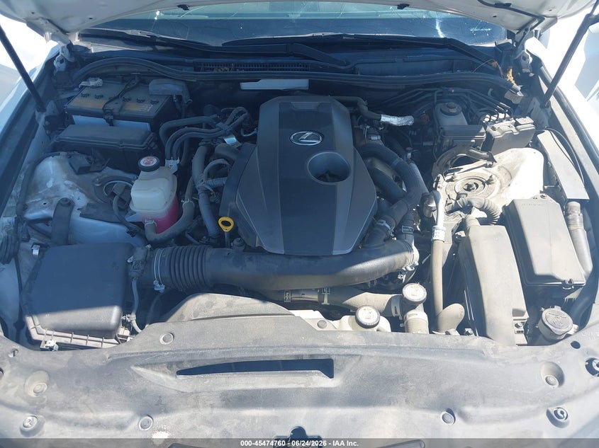 2022 LEXUS IS 300 - zdjęcie 10