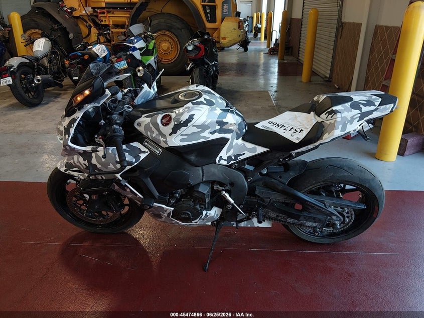 2025 Honda Cbr1000 Ra VIN: JH2SC7750SK800127 Lot: 45474866
