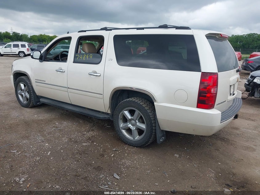 2013 CHEVROLET SUBURBAN auction photo 3