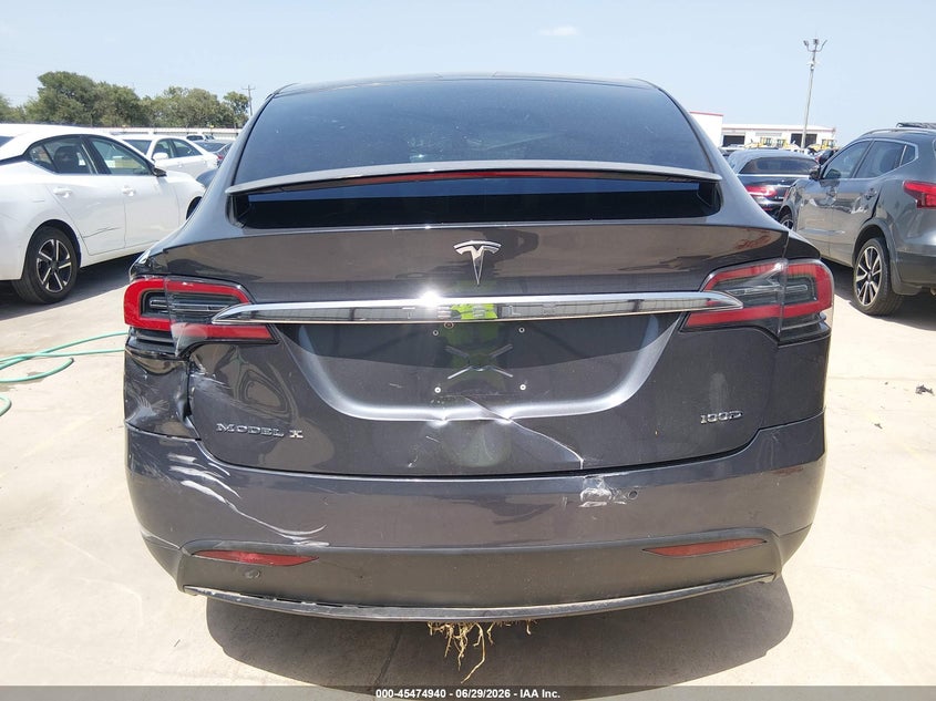 2017 Tesla Model X 100D/75D/90D VIN: 5YJXCBE28HF048256 Lot: 45474940