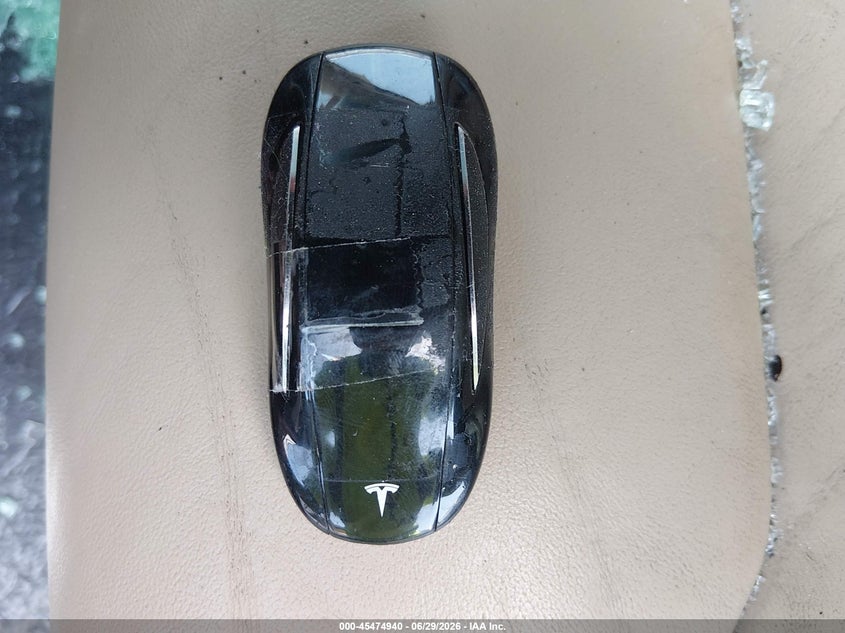 2017 Tesla Model X 100D/75D/90D VIN: 5YJXCBE28HF048256 Lot: 45474940