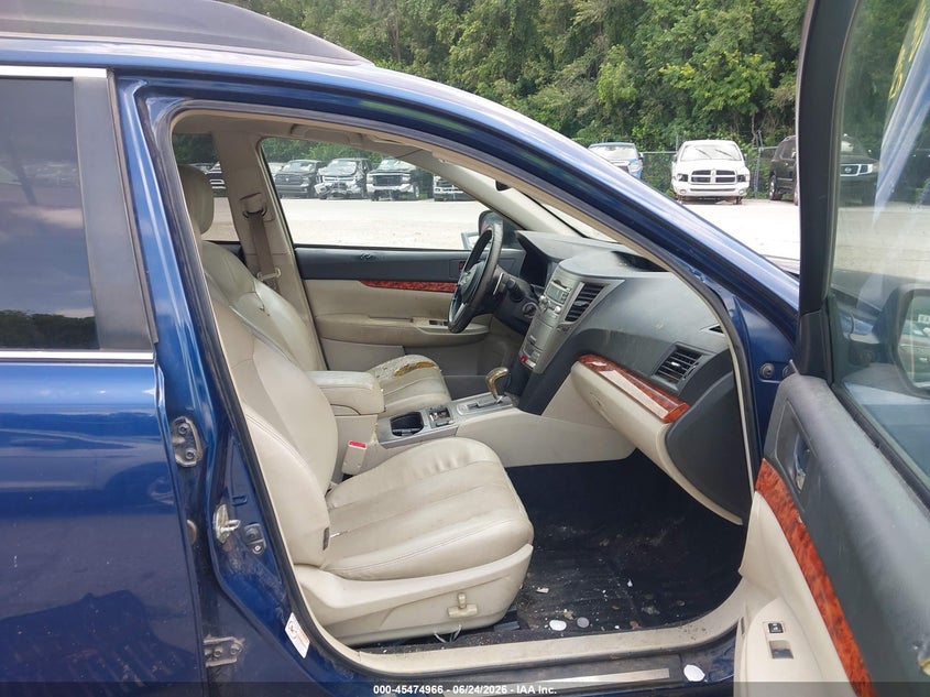 2011 SUBARU OUTBACK auction photo 5