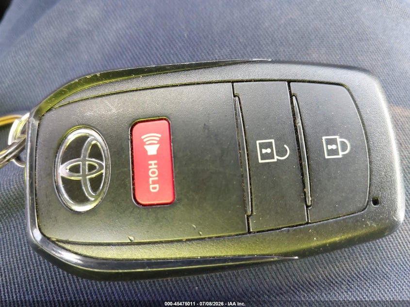 2026 Toyota Corolla Cross Hybrid Se VIN: 7MUFBABG3TV104817 Lot: 45475011