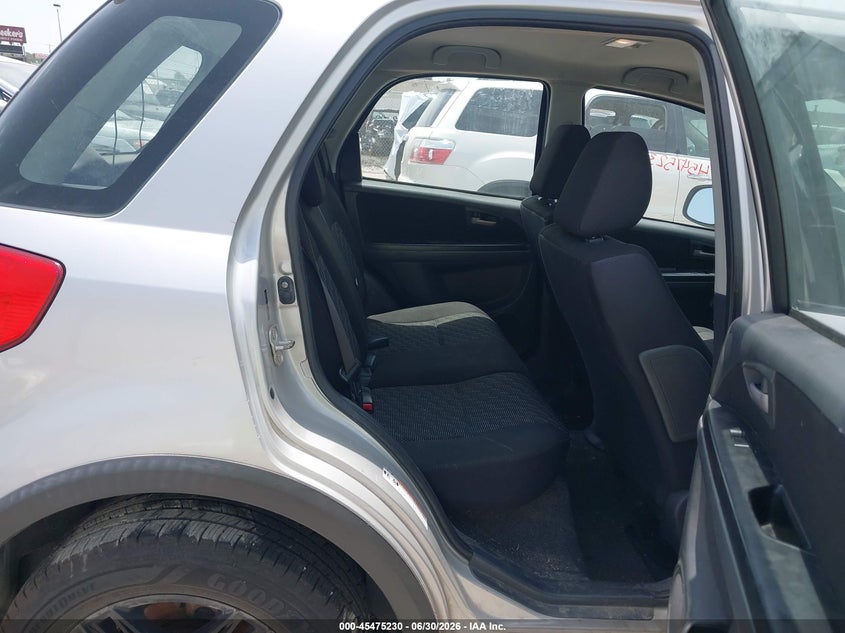 2008 SUZUKI SX4 auction photo 8