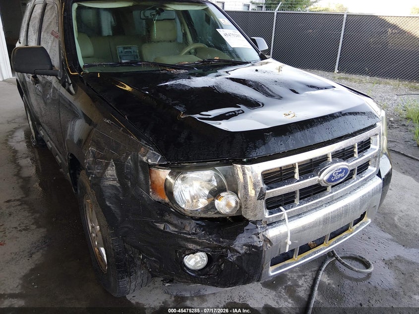 2011 FORD ESCAPE auction photo 6