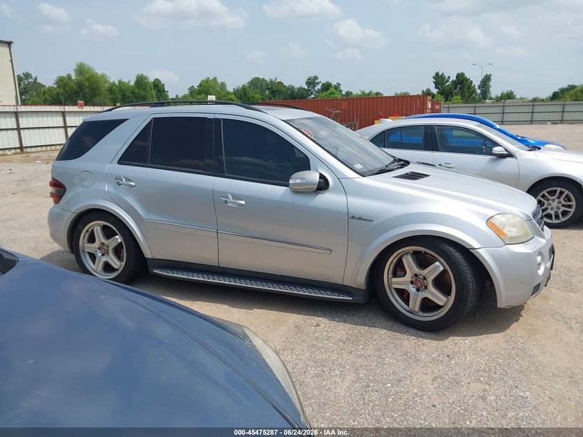 AtlanticExpress - Mercedes-Benz M-Class