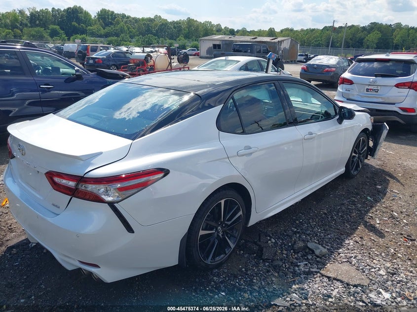 2018 TOYOTA CAMRY auction photo 4