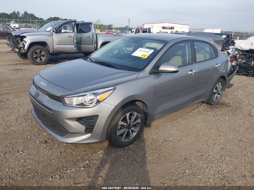 2023 KIA RIO auction photo 2