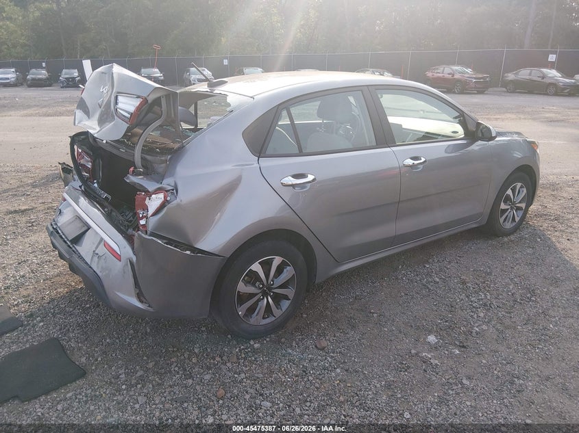 2023 KIA RIO auction photo 4