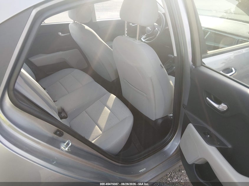 2023 KIA RIO auction photo 8