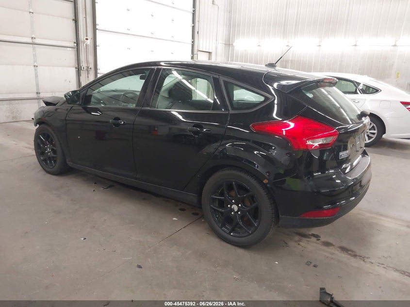 Vin: 1fadp3k28hl214666, lot: 45973567, ford focus se 20173