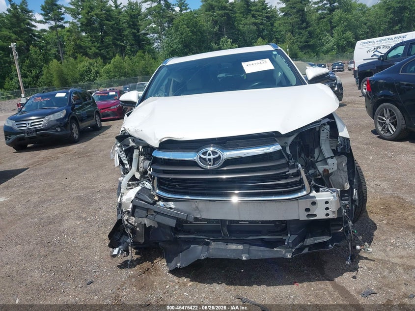 2015 TOYOTA HIGHLANDER auction photo 6