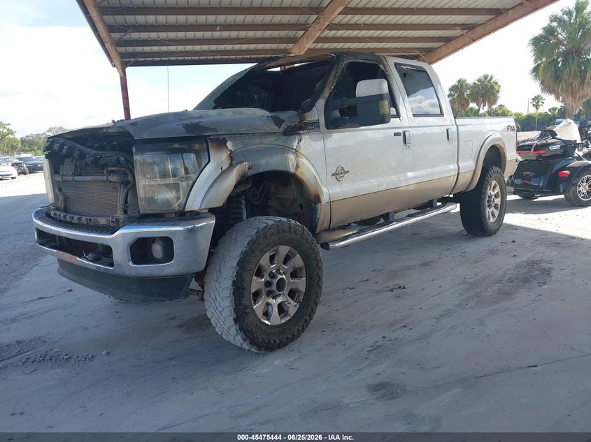 2013 FORD SUPER DUTY F-250 SRW auction photo 2