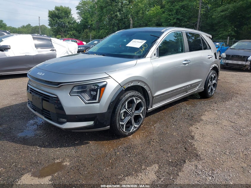 Vin: kndct3le2p5098362, lot: 45973670, kia niro sx touring 20232