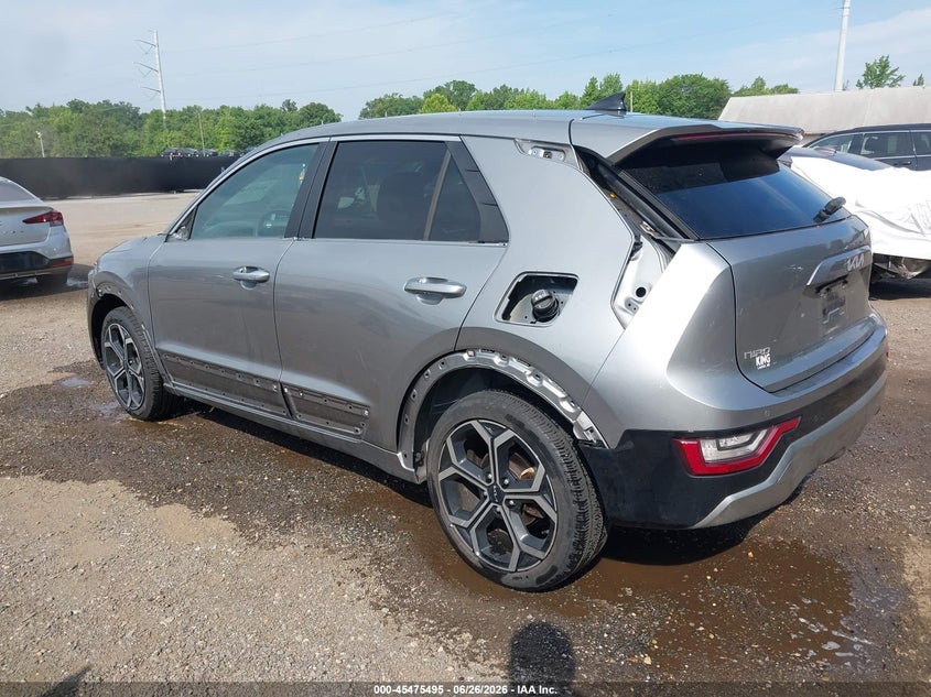 Vin: kndct3le2p5098362, lot: 45973670, kia niro sx touring 20233
