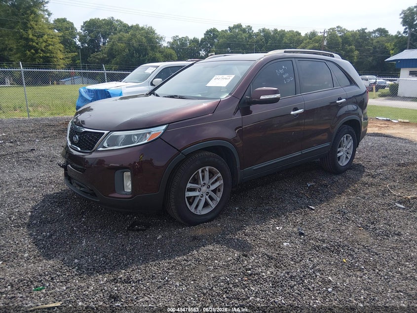 2015 KIA SORENTO auction photo 2