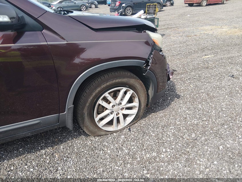 2015 KIA SORENTO auction photo 6