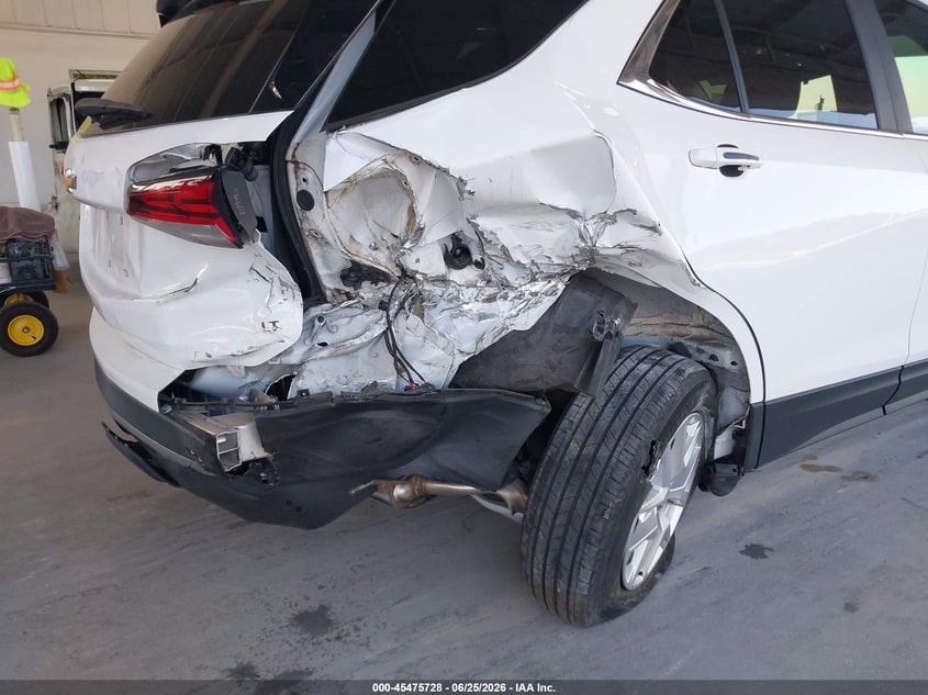 2022 CHEVROLET EQUINOX auction photo 6