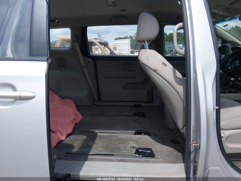 2018 KIA SEDONA auction photo 8