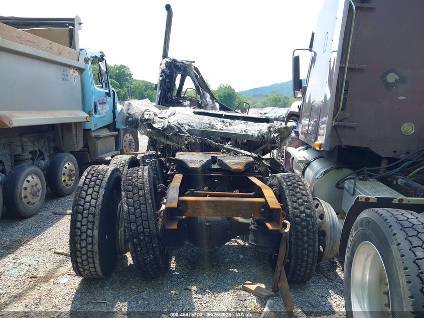 2018 FREIGHTLINER CONVENTIONAL auction photo 8