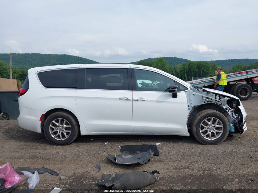 2024 CHRYSLER PACIFICA VAN 3.6L V-6 DOHC, VVT, 287HP