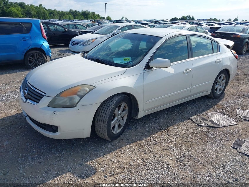 2007 Nissan Altima, Rear, IAAI, VIN 1N4AL21E57C205524 — photo 2