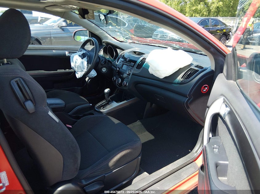2010 KIA FORTE KOUP auction photo 5