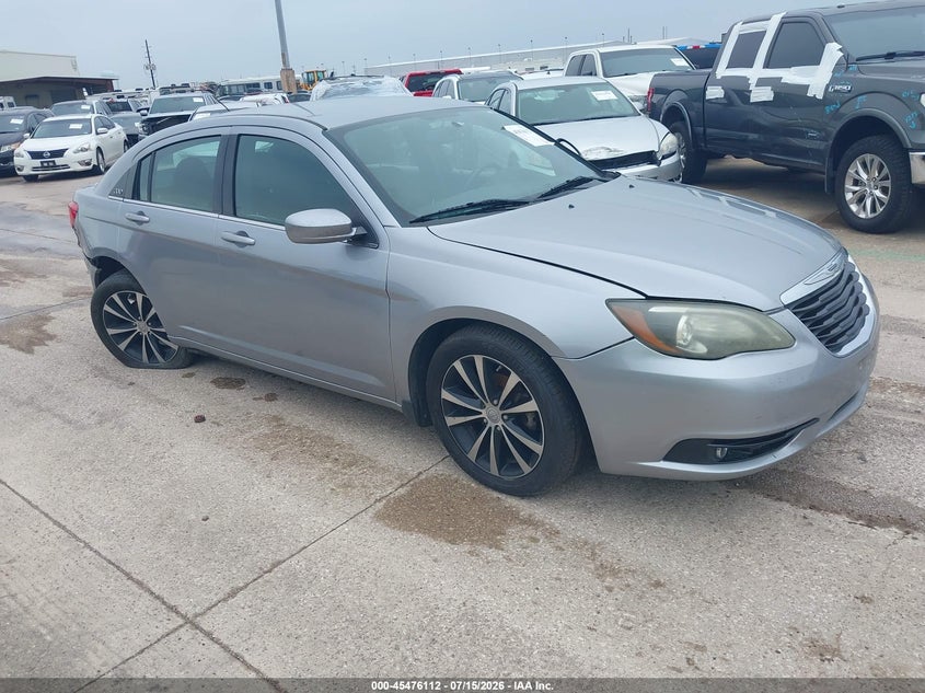 Vin: 1c3ccbbb2en185066, lot: 45974287, chrysler 200 touring 2014 img_1
