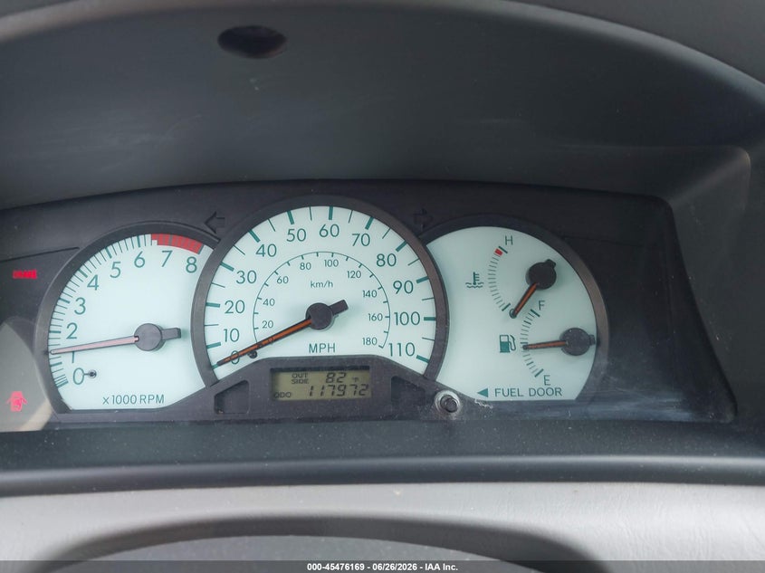2004 TOYOTA COROLLA auction photo 7