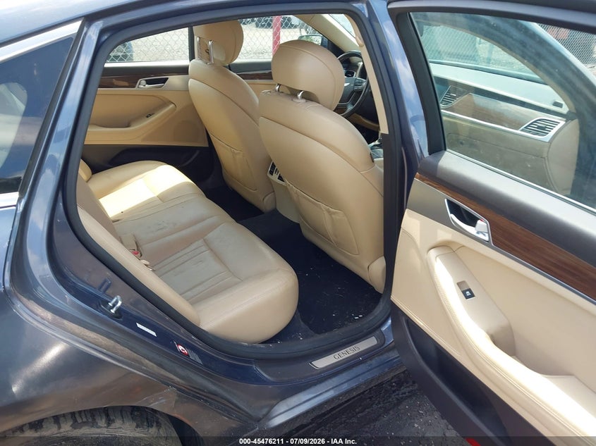 2015 Hyundai Genesis 3.8 VIN: KMHGN4JE9FU094202 Lot: 45476211