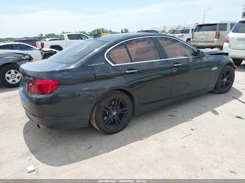 2013 BMW ACTIVEHYBRID 5 auction photo 4