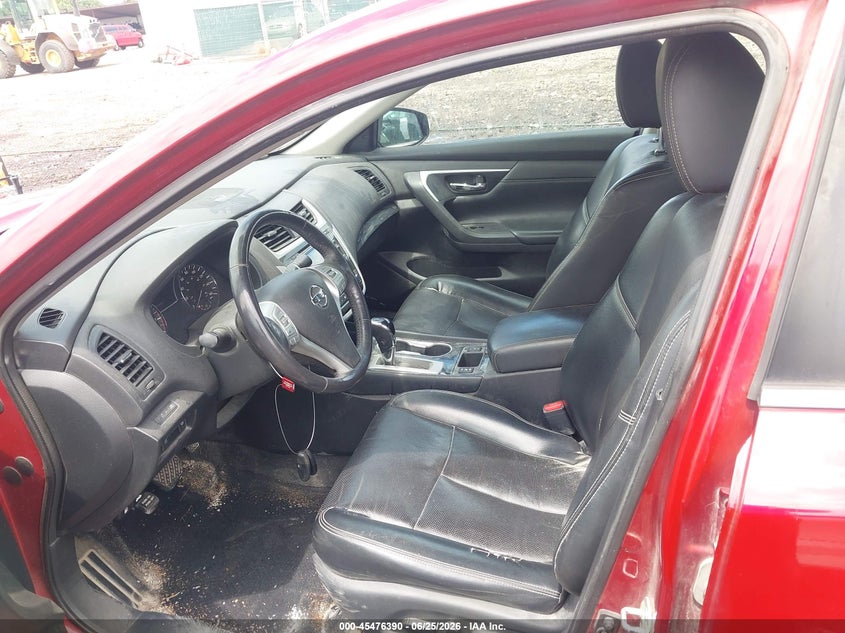 2018 NISSAN ALTIMA auction photo 5