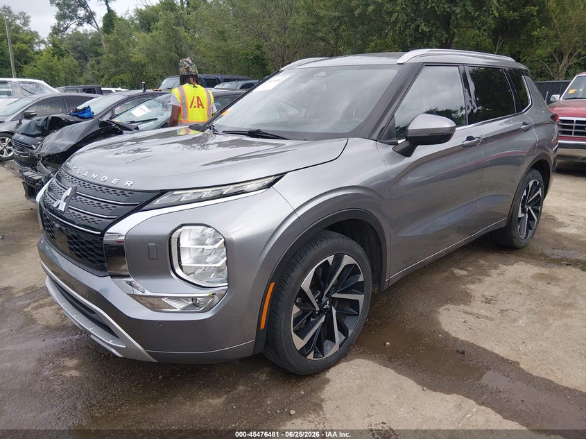 2022 MITSUBISHI OUTLANDER auction photo 2