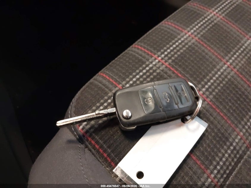 2009 Volkswagen Gti 2-Door VIN: WVWEV71K29W031566 Lot: 45476547