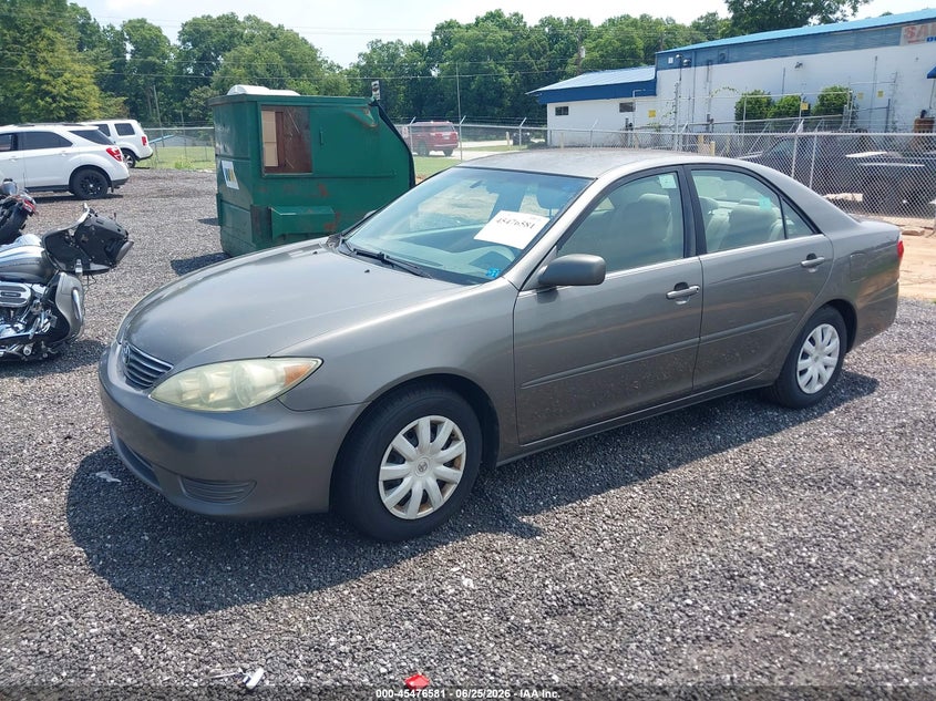 2005 Toyota Camry, Звичайний знос, IAAI, VIN 4T1BE32KX5U978608 — фото 2