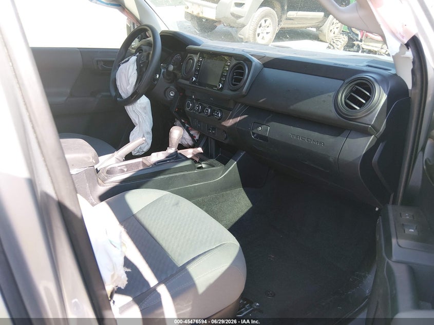 2022 TOYOTA TACOMA — zdjęcie 5
