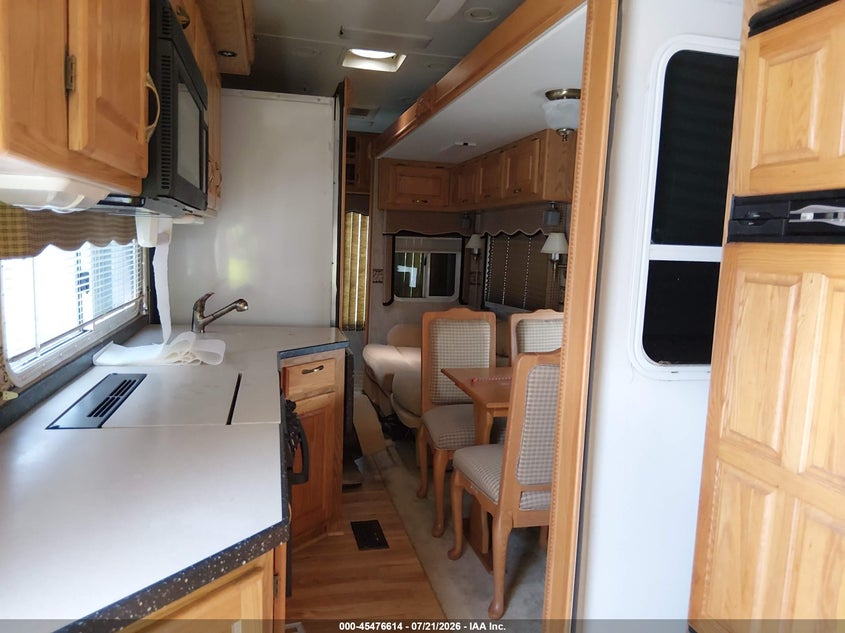 2005 HOLIDAY RAMBLER 5TH WHEEL TRAVEL TRLR auction photo 5