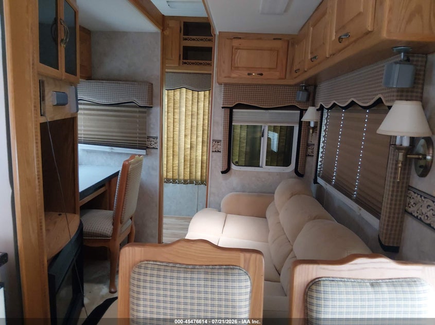 2005 HOLIDAY RAMBLER 5TH WHEEL TRAVEL TRLR auction photo 8