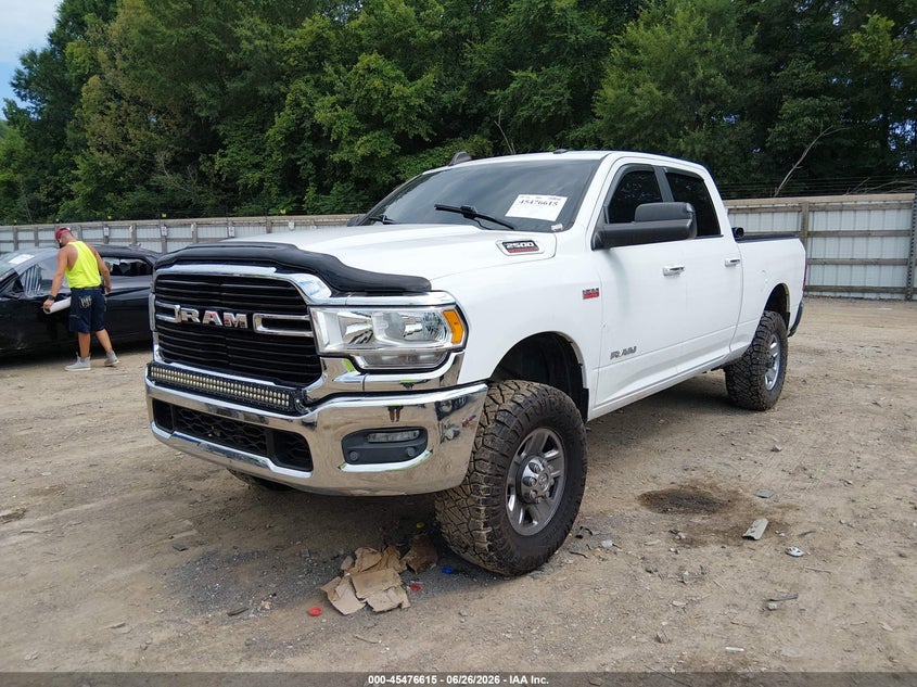 Vin: 3c6ur5dj9kg663693, lot: 45974790, ram 2500 big horn  4x4 6'4 box 20192