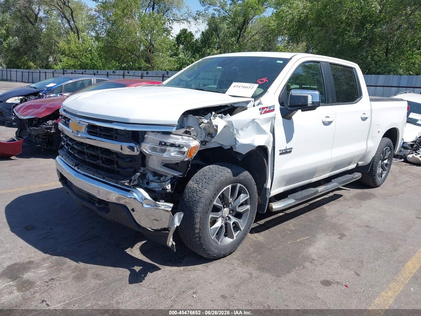 2024 CHEVROLET SILVERADO 1500 auction photo 2