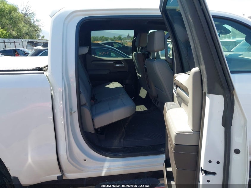 2024 CHEVROLET SILVERADO 1500 auction photo 8