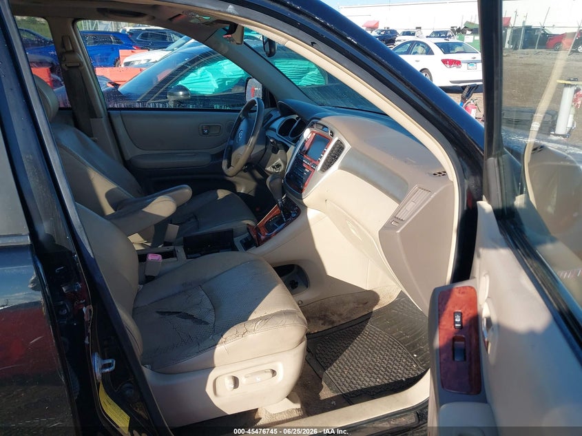 AtlanticExpress - Toyota Highlander Hybrid