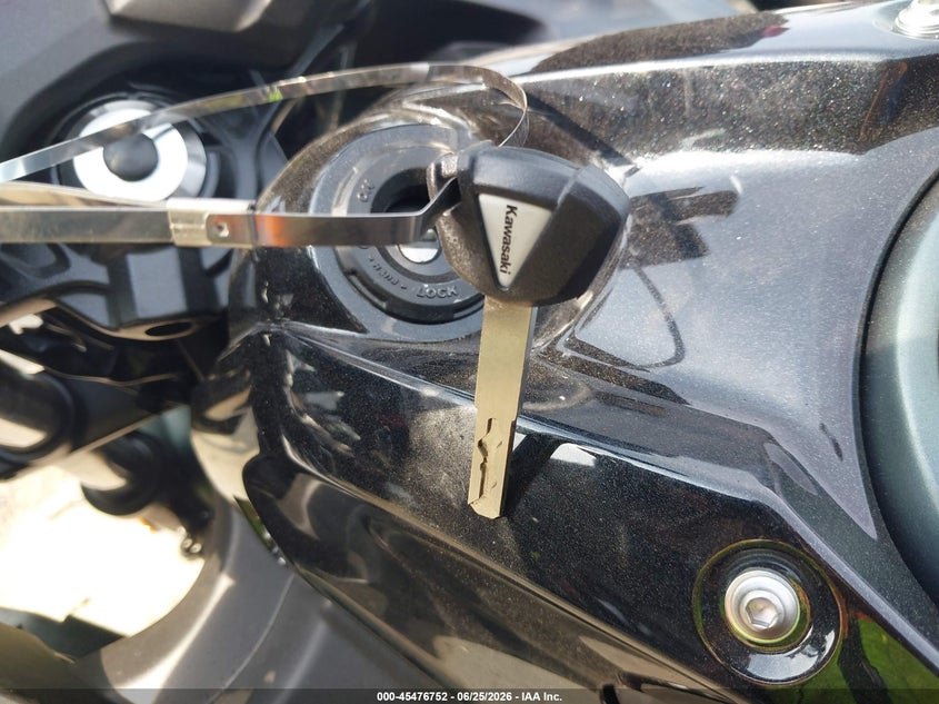 2025 Kawasaki Ex650 P VIN: ML5EXEP16SDAG0236 Lot: 45476752