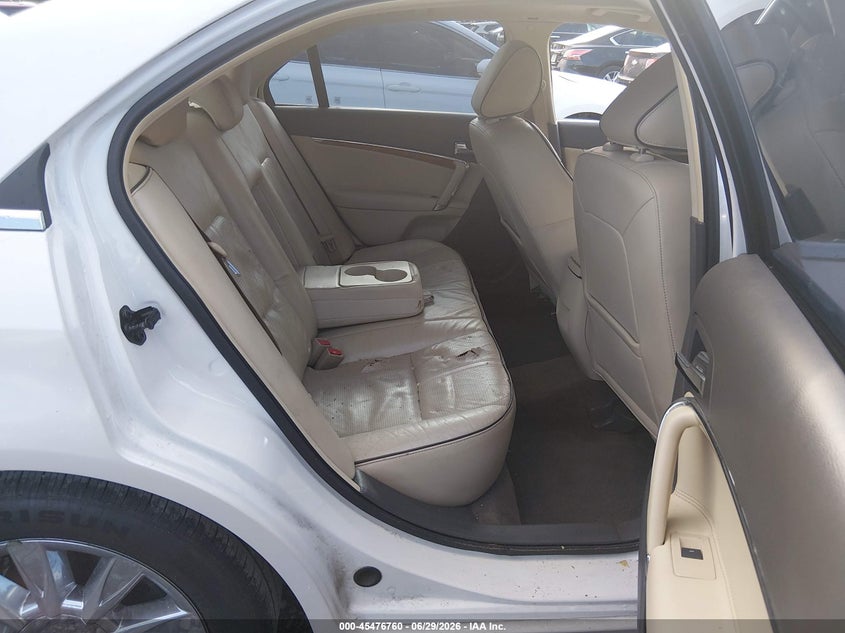 AtlanticExpress - Lincoln MKZ